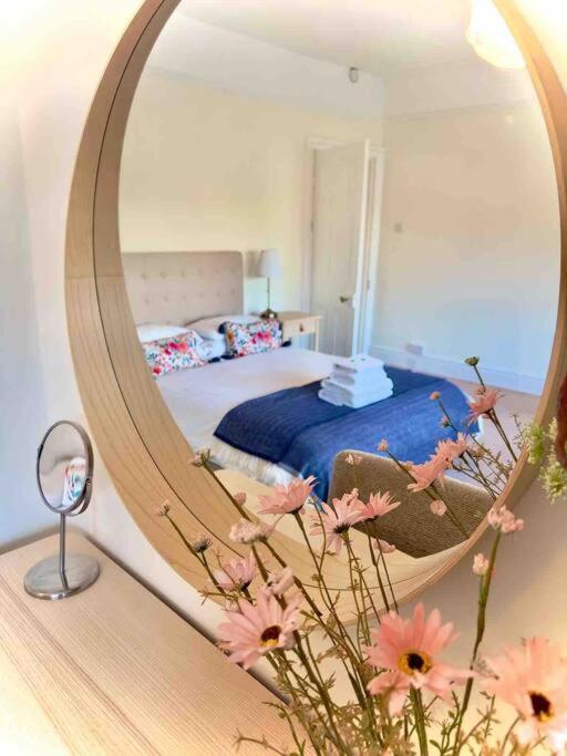 Spacious & Bright 3 Bed Harrogate Apartment Bagian luar foto